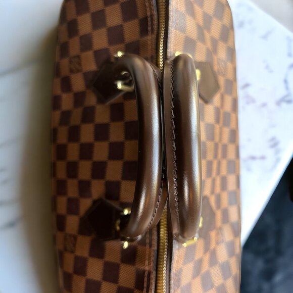 Authentic Louis Vuitton Speedy Bandoulière 30 in Damier Ebene Canvas - Picture 4 of 11